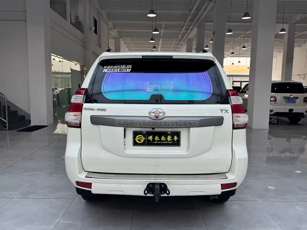 Toyota Prado 2017 — фото 13