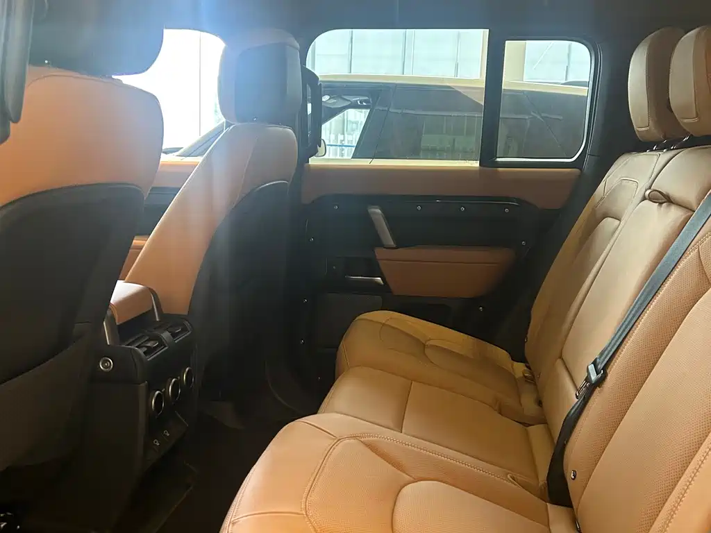 Land Rover Defender — фото 14