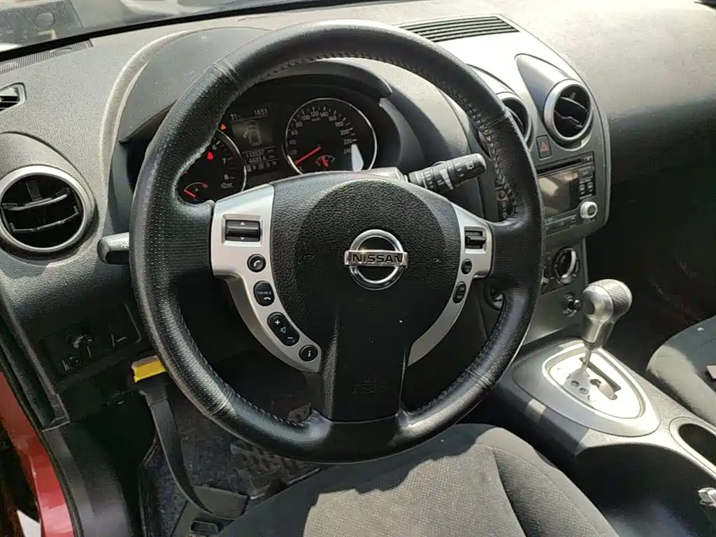 Nissan Qashqai 2014 — фото 11