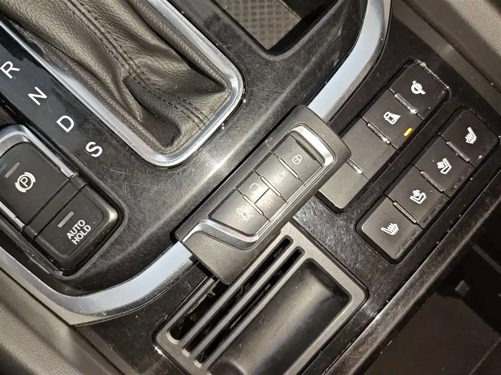 GAC Motor Trumpchi GS8 2018 — фото 9