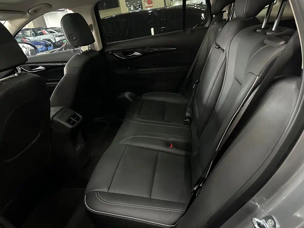 Buick Envision Plus 2023 — фото 4