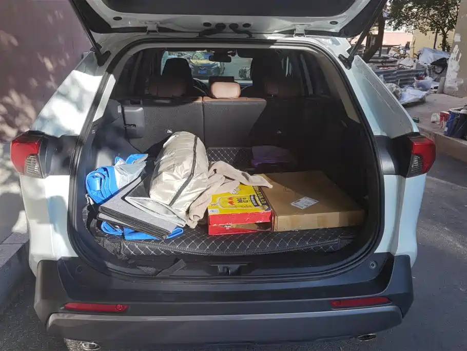 Toyota RAV4 2021