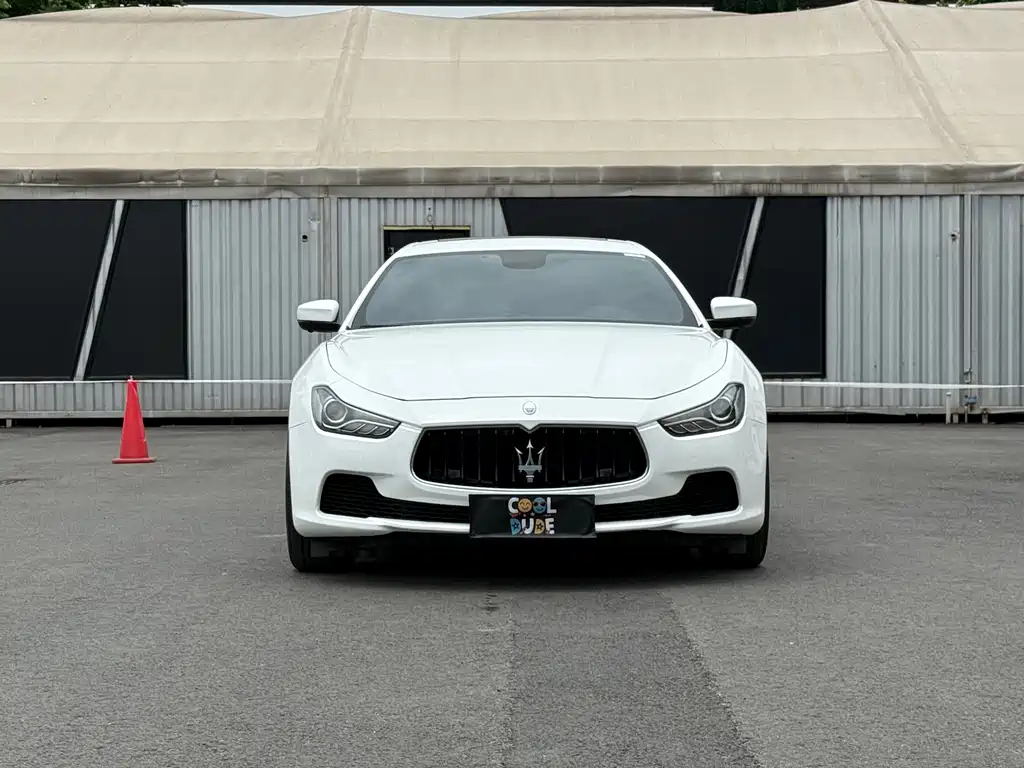 Maserati Ghibli 2017 — фото 3