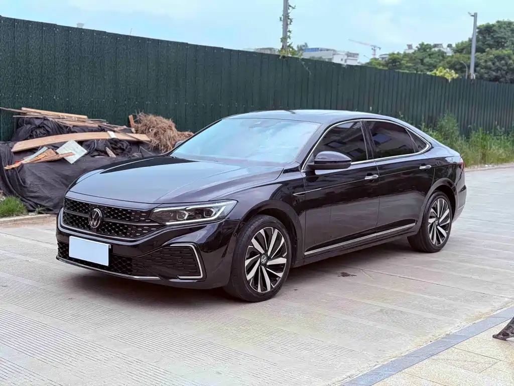Volkswagen Passat 2022