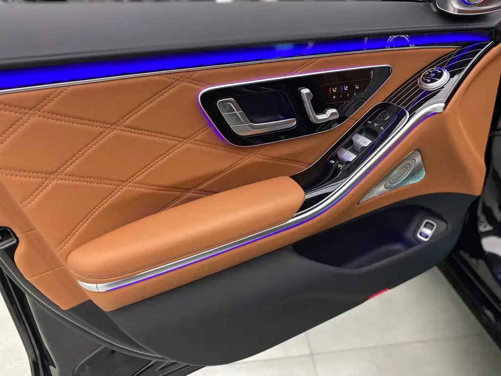 Mercedes-Benz Maybach S-Class 2023 — фото 23