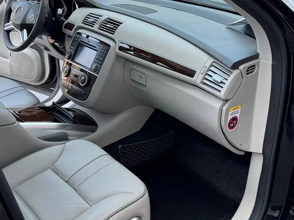 Mercedes-Benz R-Class 2012 — фото 14