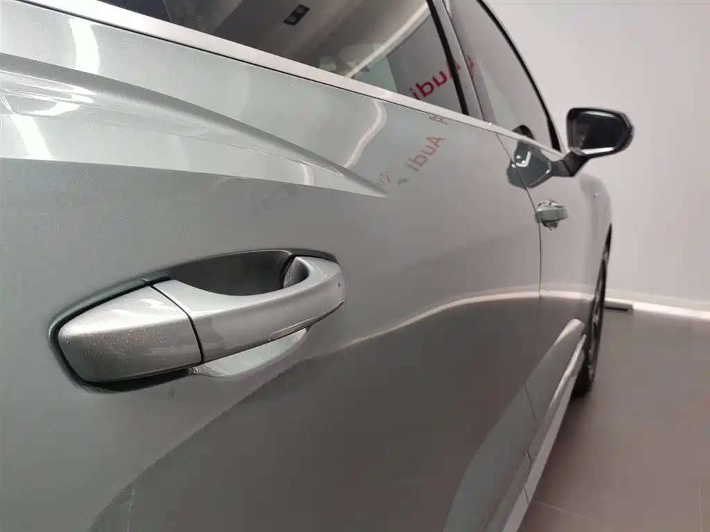 Audi Q3 Sportback 2021 — фото 24