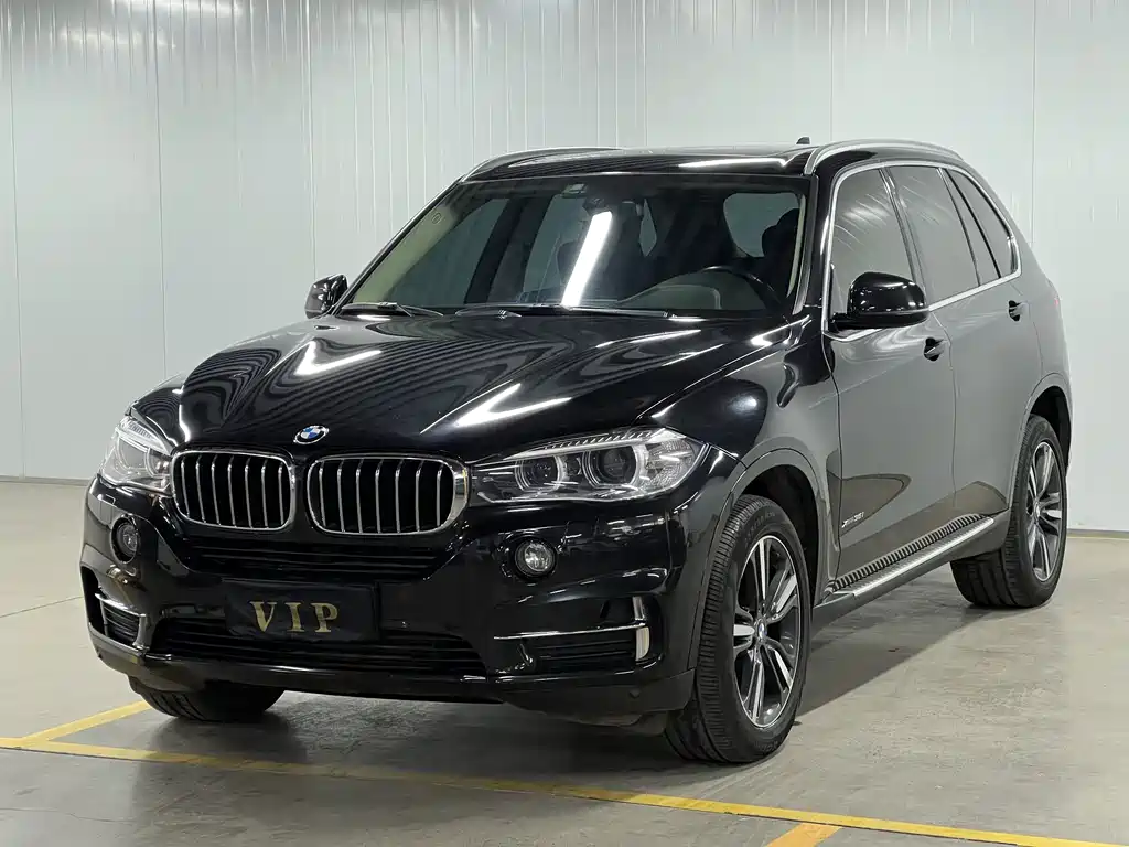 BMW X5 2018 — фото 1