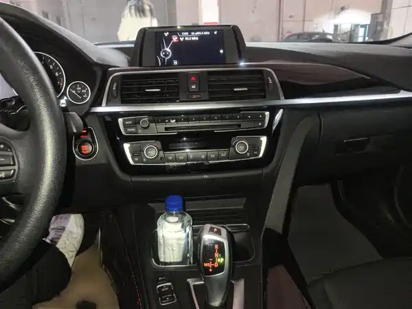 BMW 3 Series 2017
