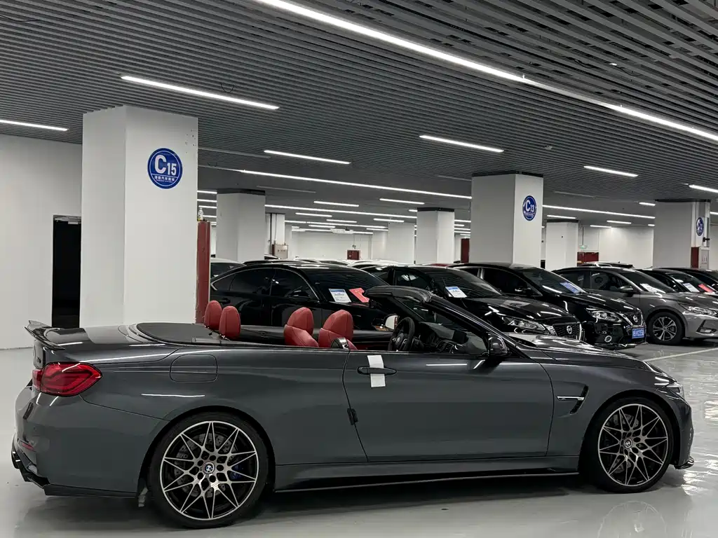 BMW M4 2018 — фото 17