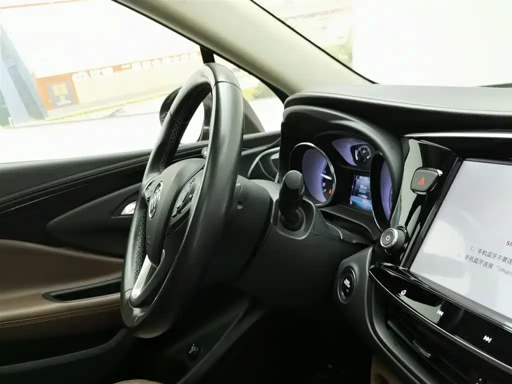 Buick Envision Plus 2021 — фото 22