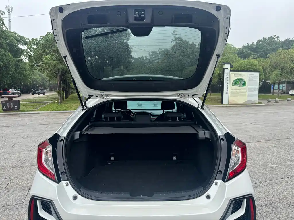 Honda Civic 2022 — фото 15