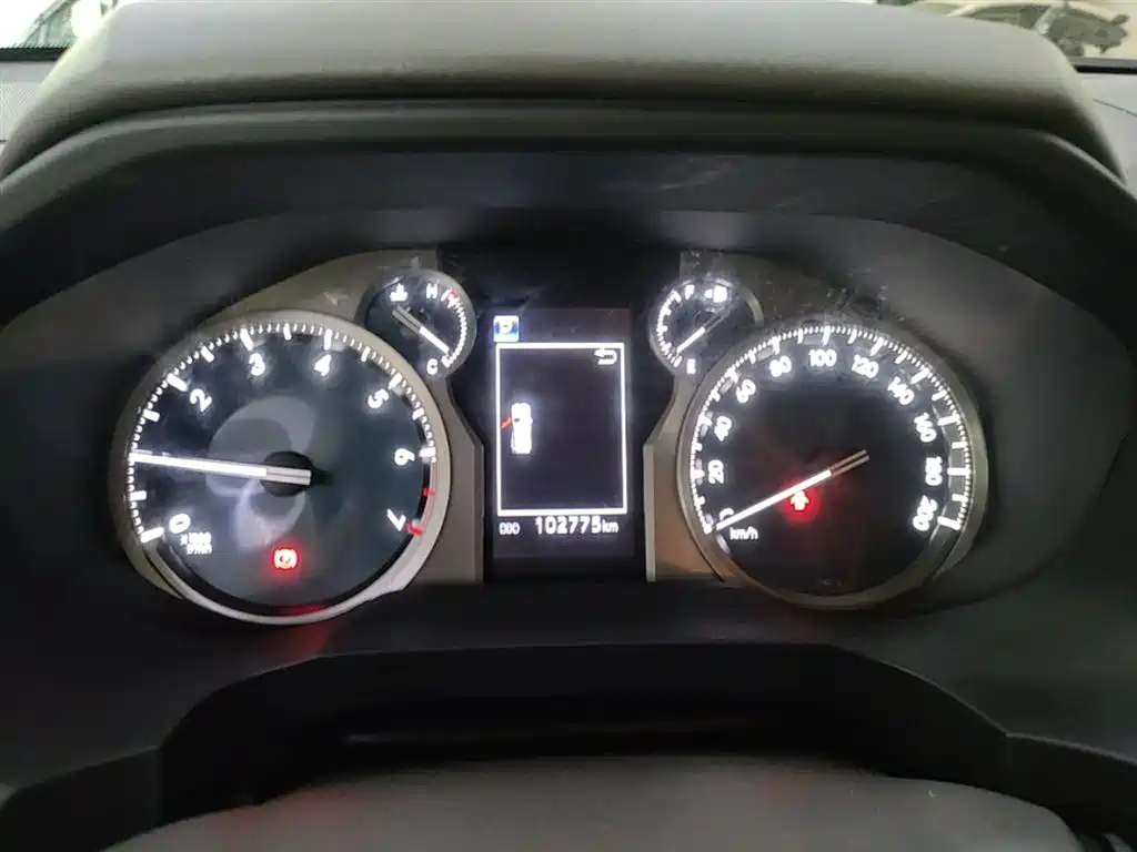 Toyota Prado 2018 — фото 12