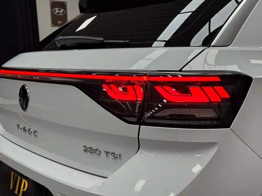 Volkswagen T-Roc 2023 — фото 20