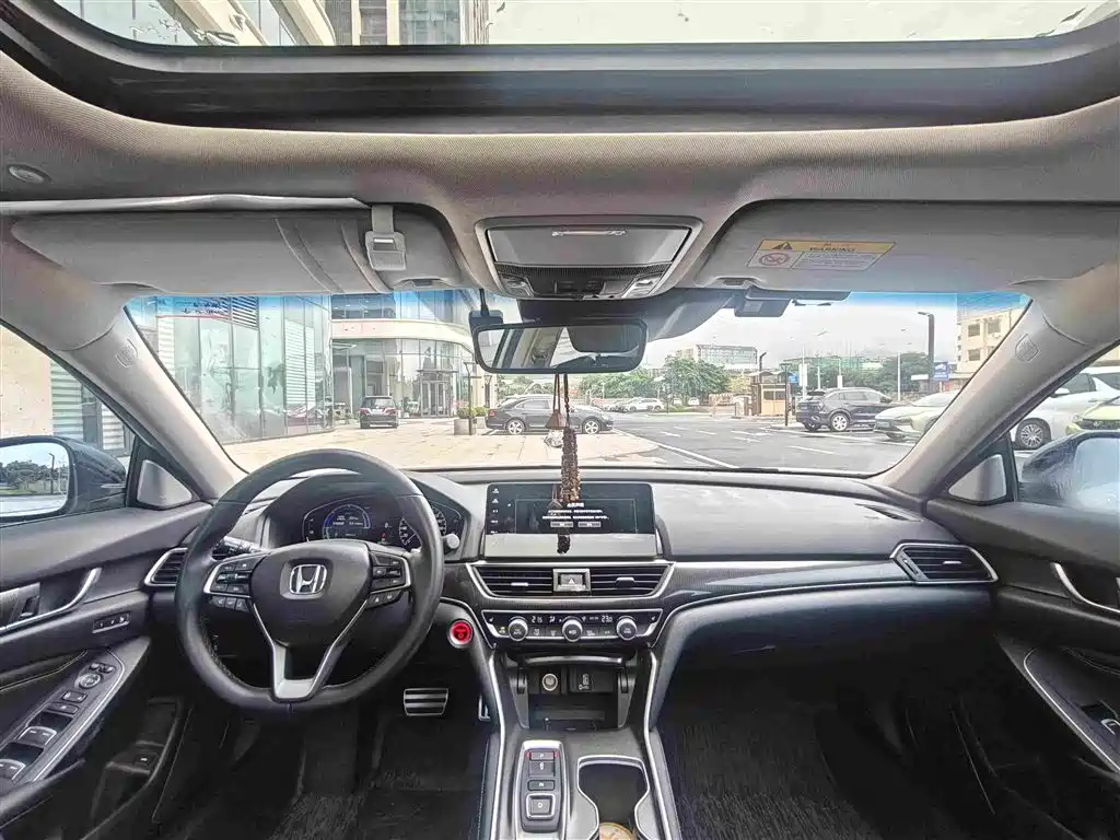 Honda Accord 2023 — фото 16
