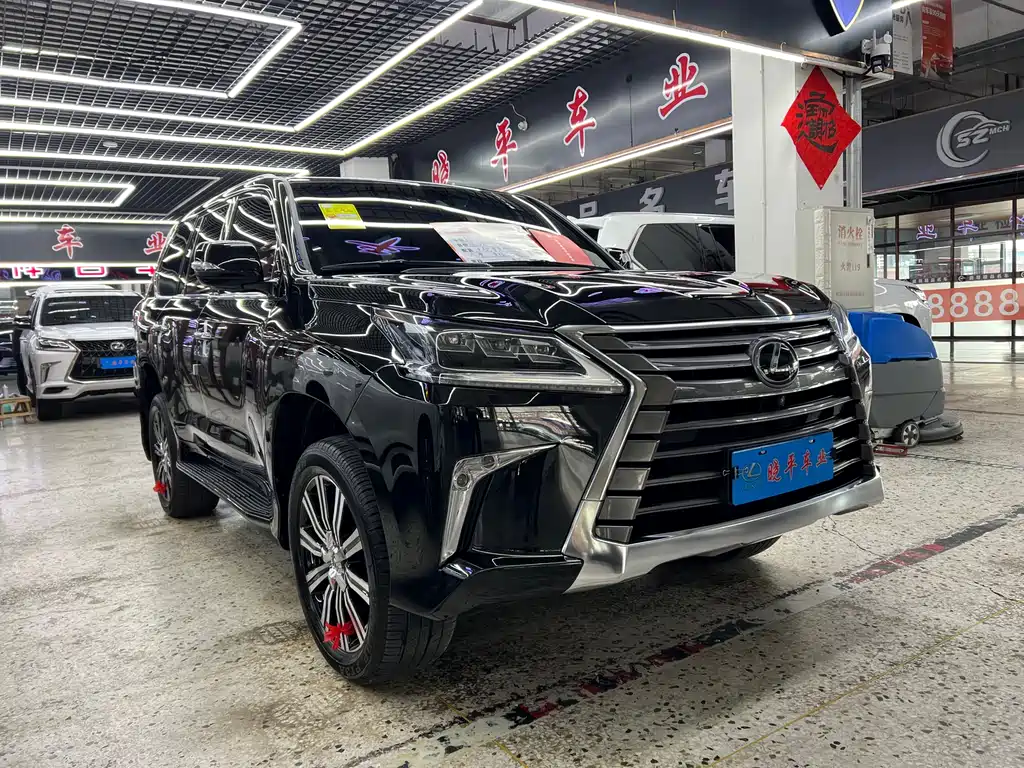 Lexus LX 2017 — фото 5