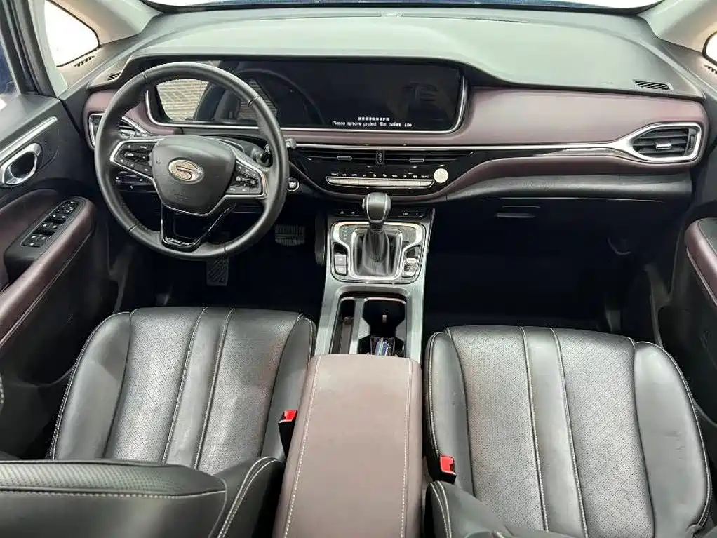 GAC Trumpchi M6 2022 — фото 15
