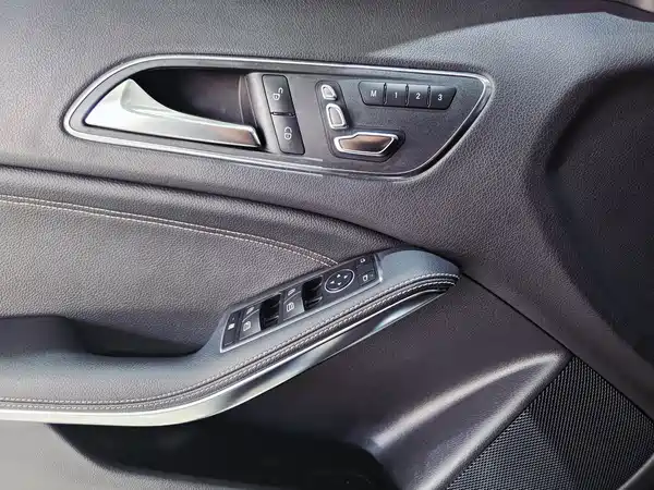 Mercedes-Benz GLA 2017