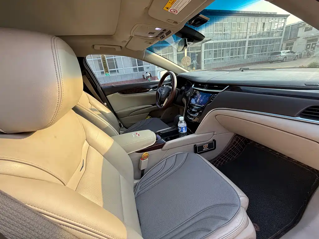 Cadillac XTS 2015 — фото 9
