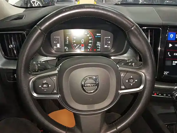 Volvo XC60 2019