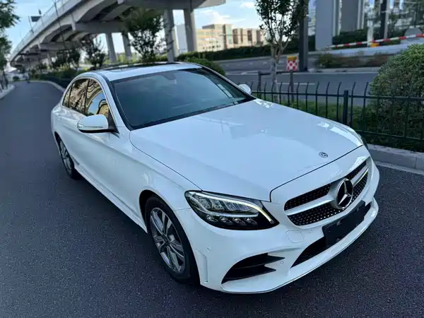 Mercedes-Benz C-Class 2019