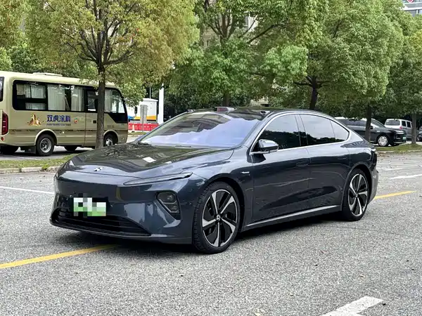 NIO ET7 2022