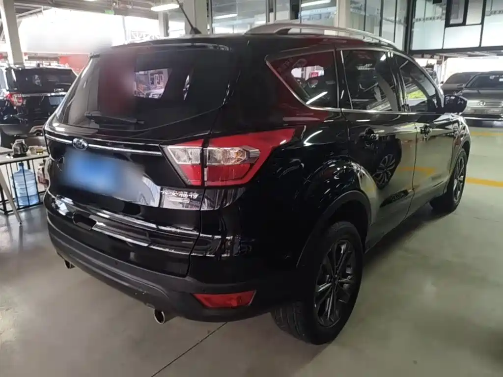 Ford Kuga 2019 — фото 7