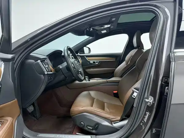 Volvo S90 2020