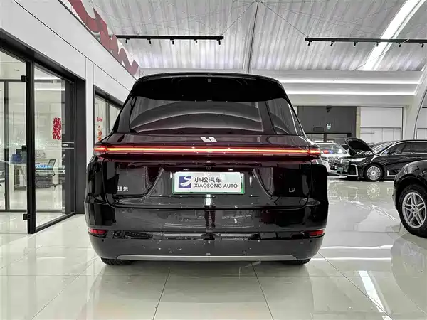 Li Auto L9 2025