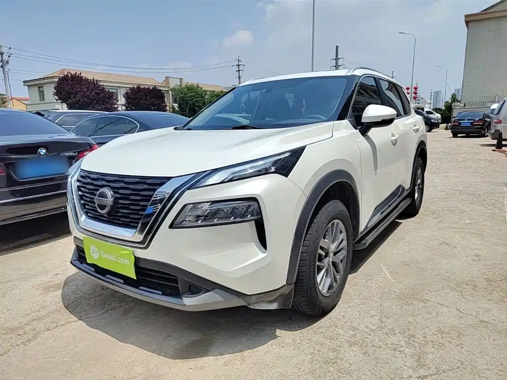 Nissan X-Trail 2022 — фото 1