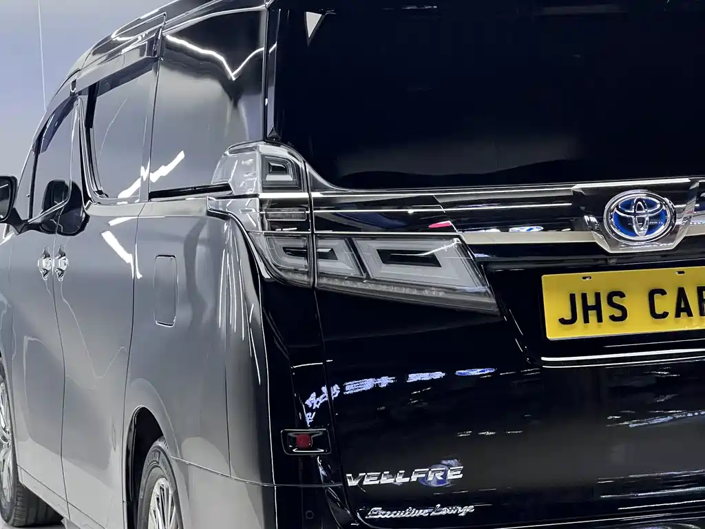 Toyota Vellfire 2020 — фото 41