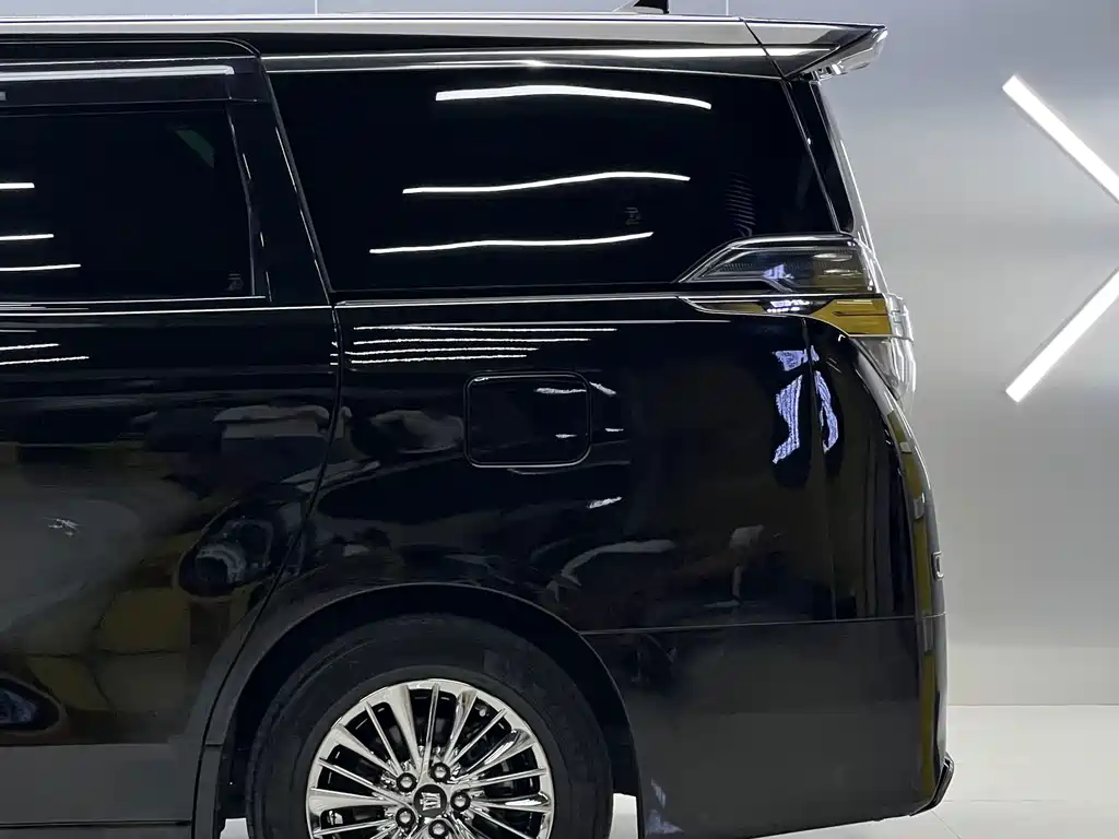 Toyota Vellfire 2020 — фото 43