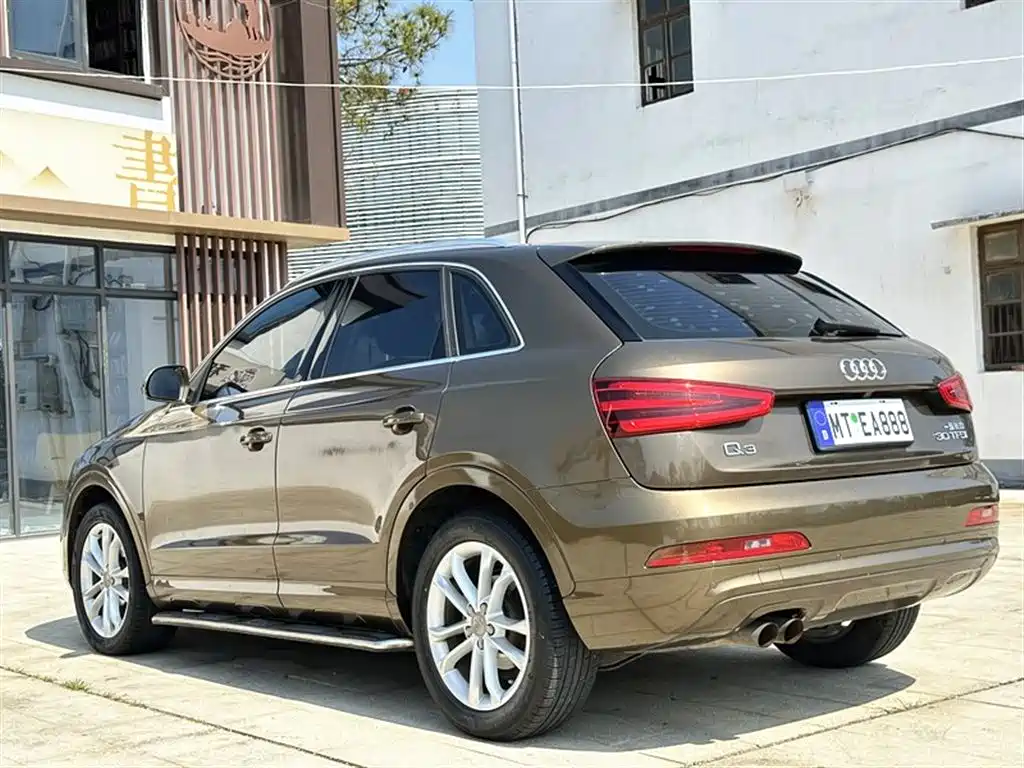 Audi Q3 2016 — фото 6