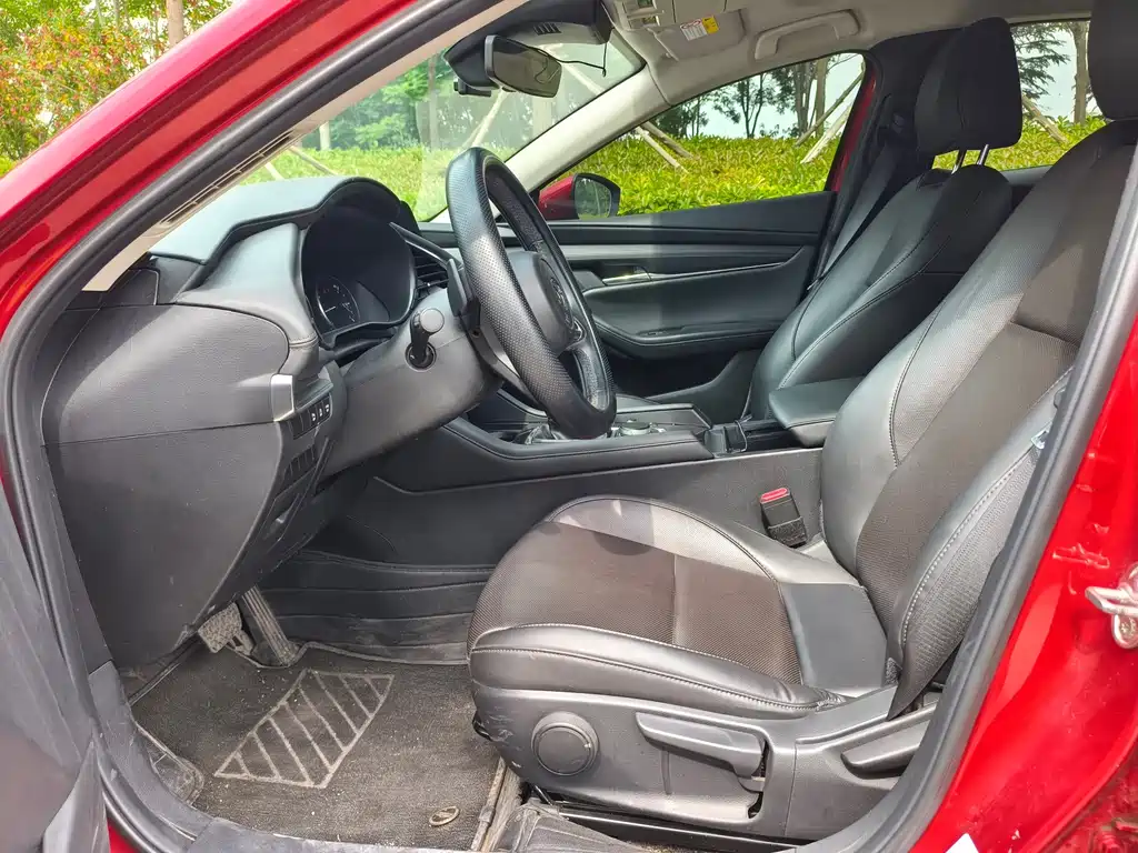 Mazda 3 Angkesela 2022