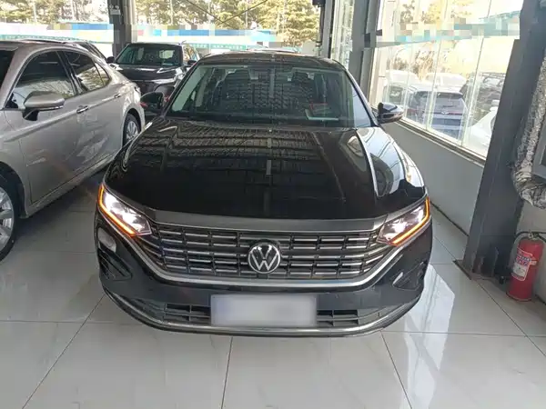 Volkswagen Passat 2022