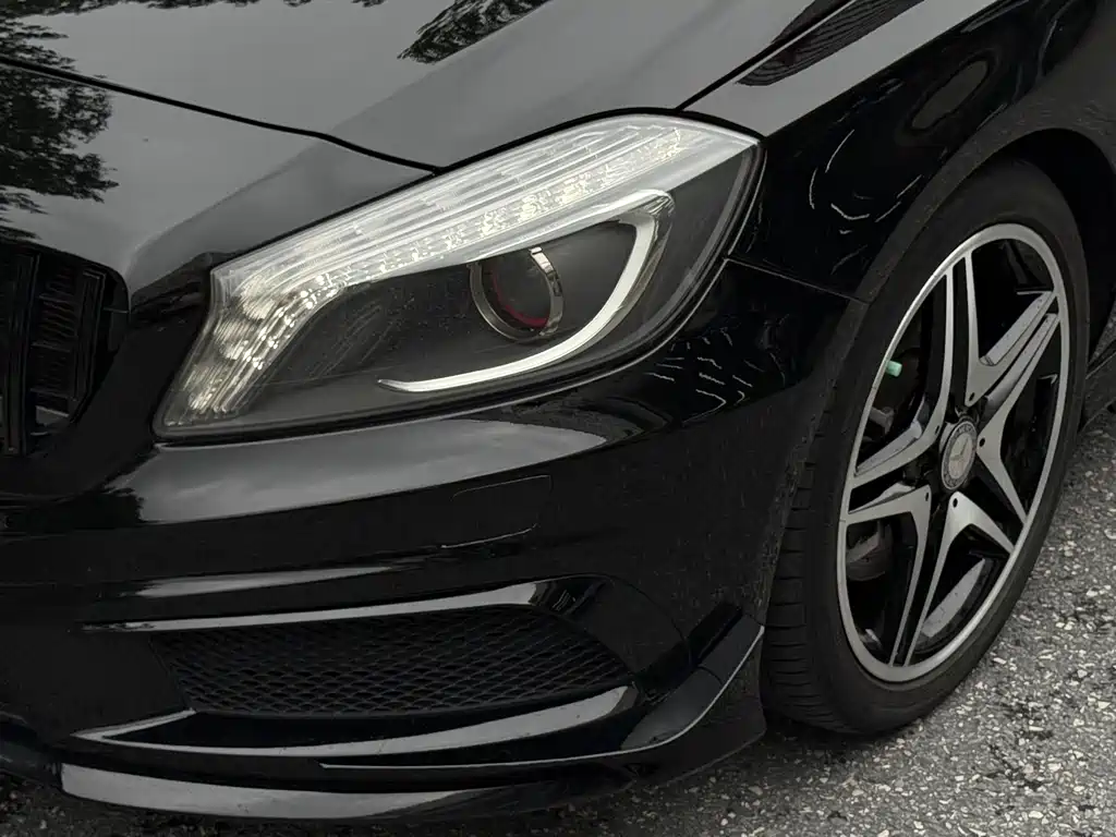 Mercedes-Benz A-Class 2016 — фото 21