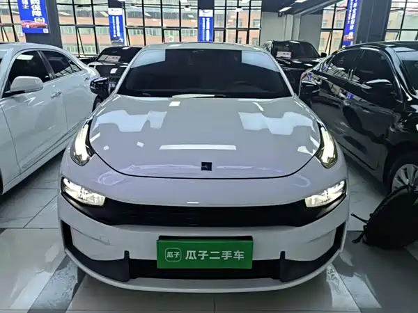 Lynk & Co 03 2021