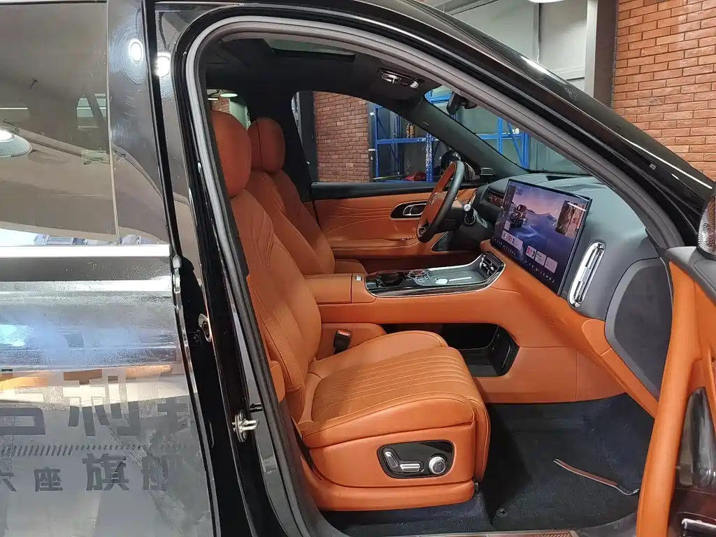 Geely Galaxy M9 2025 — фото 10