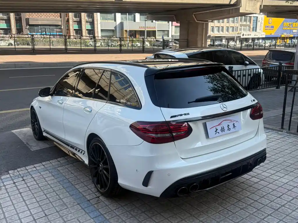 Mercedes-Benz C-Class AMG 2019 — фото 4