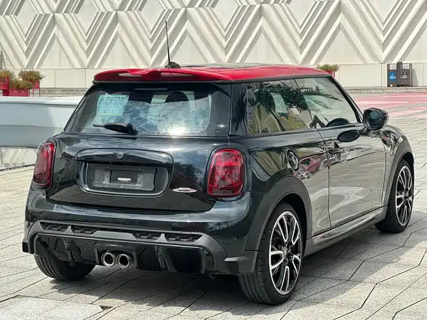 MINI JCW 2022