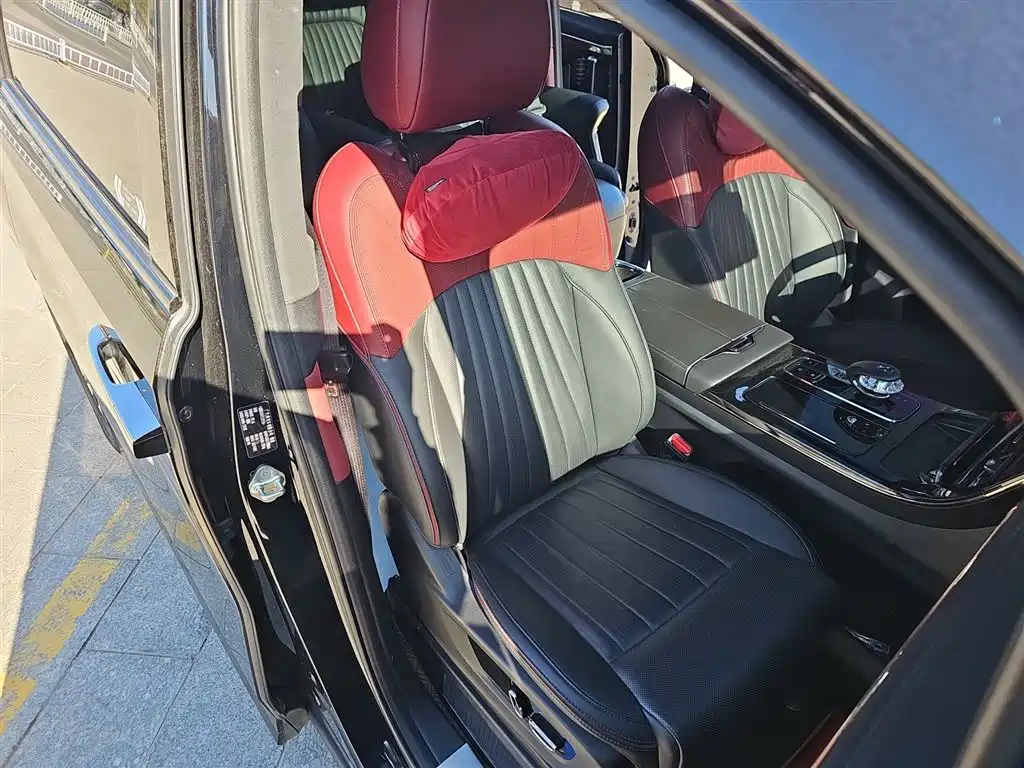 GAC Motor Trumpchi M8 2023 — фото 24