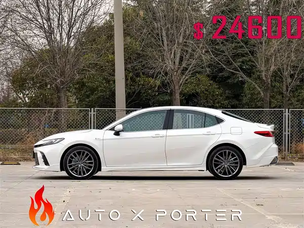 Toyota Camry 2024