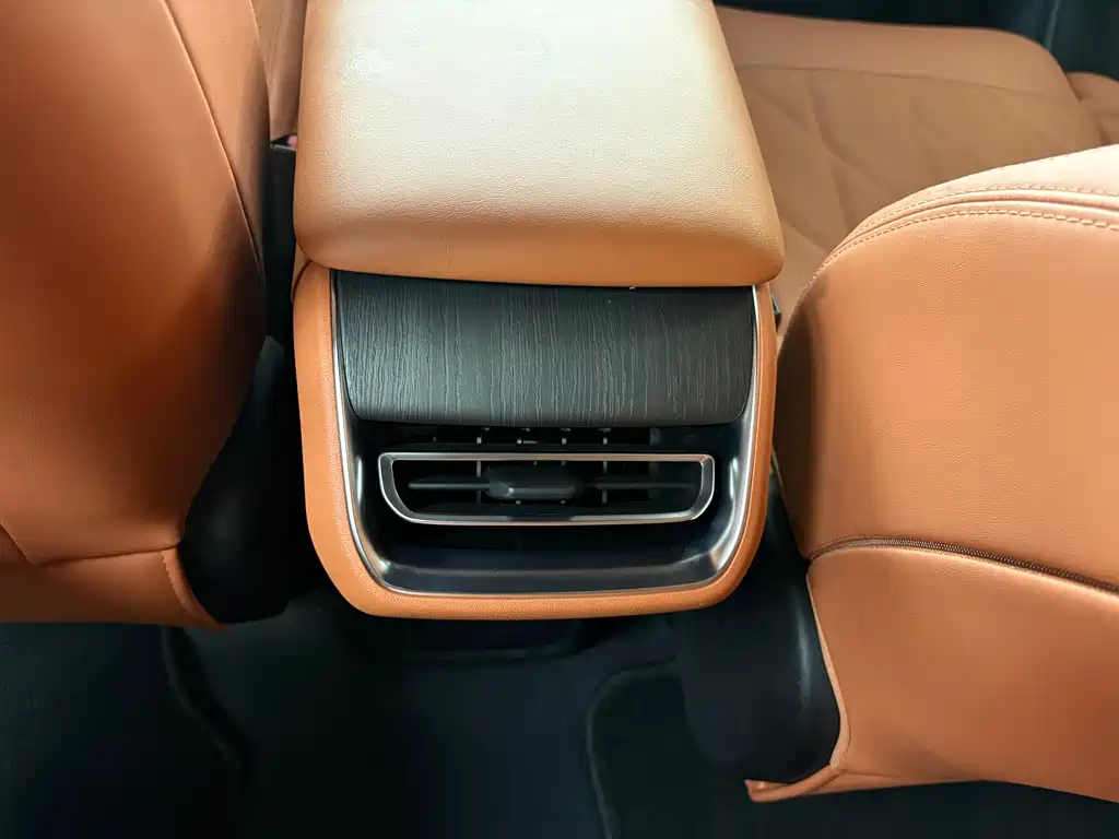 Changan CS75PLUS 2025 — фото 11