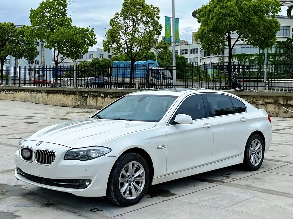 BMW 5 Series 2013 — фото 2