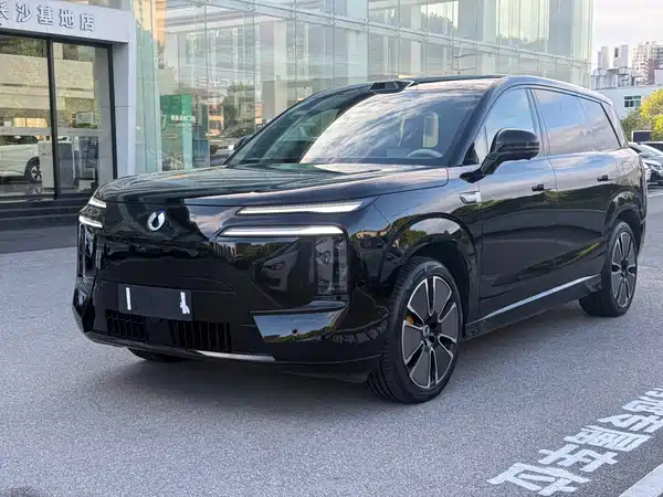 Denza N8L 2025