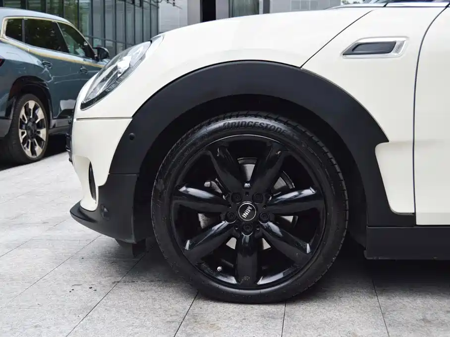 MINI Clubman 2021 — фото 14