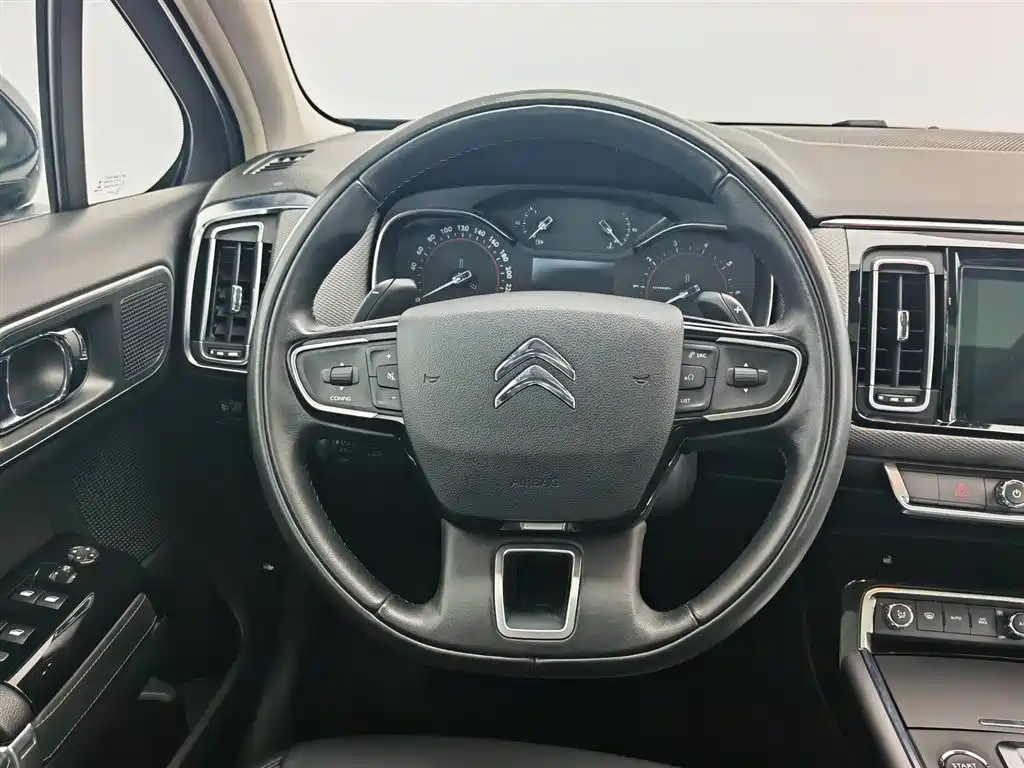 Citroen C6 2022 — фото 11