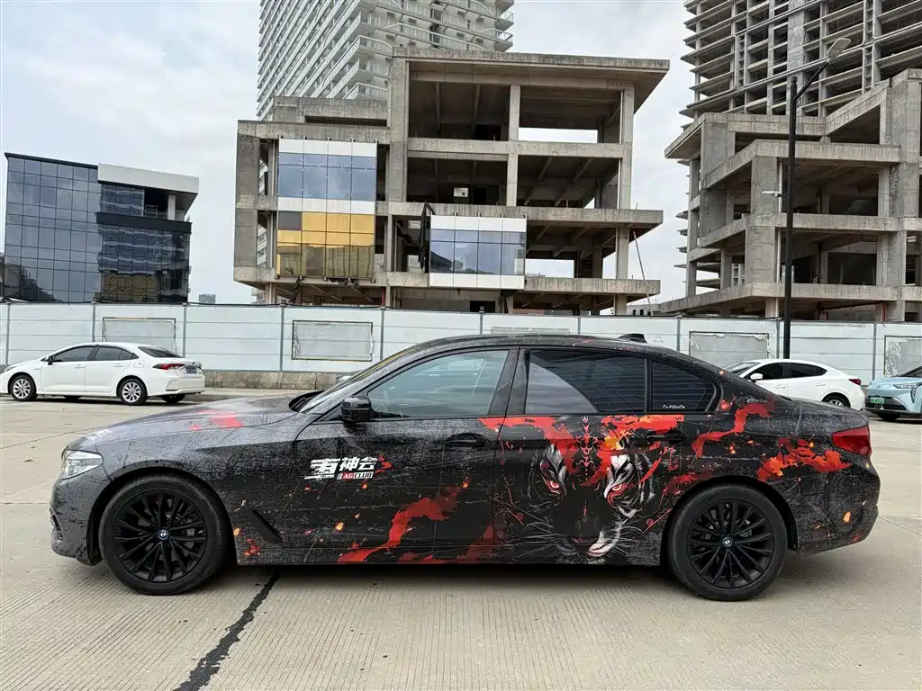 BMW 5 Series New Energy 2019 — фото 3