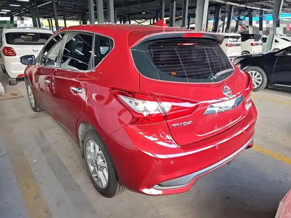 Nissan Tiida 2022
