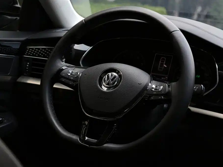 Volkswagen Passat 2020 — фото 14